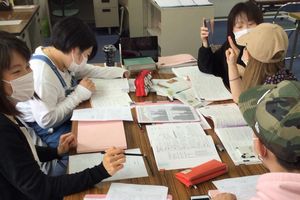 ゴミを拾って町をきれいにしよう