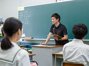 硬式野球部は高野連に加盟