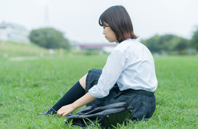 不登校に悩む学生