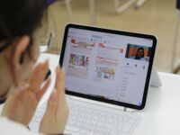 タブレットでオンライン学習