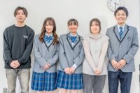 かわいい制服は任意購入です