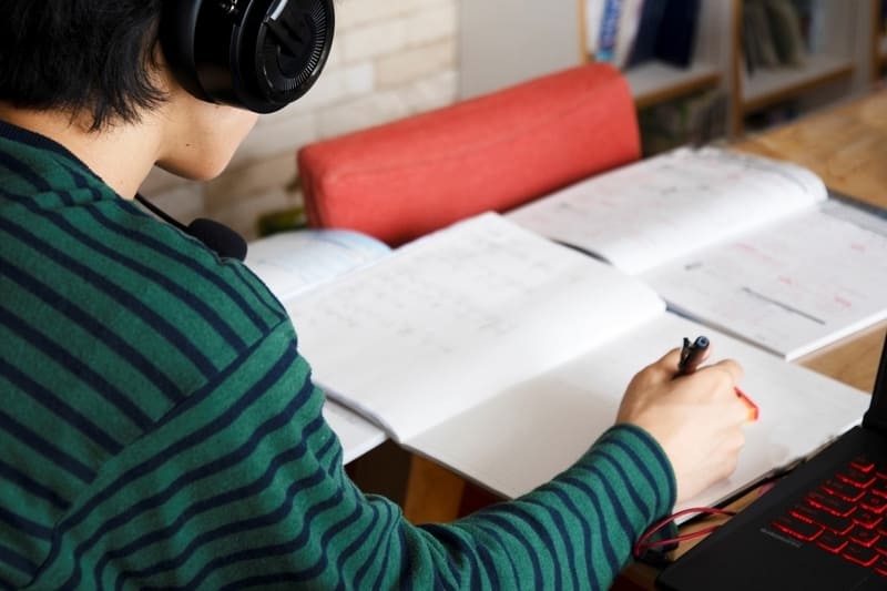 ホームスクーリングで学ぶとは？ 実践者に聞いた学び方と驚き...